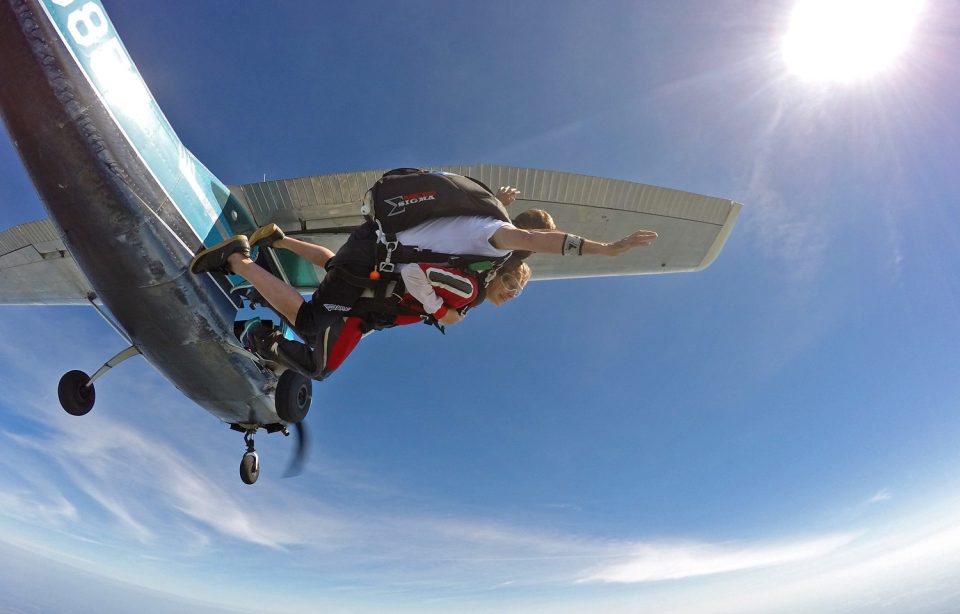 Not like in a skydiving movie - tandem skydivers always have an instructor with them. 
