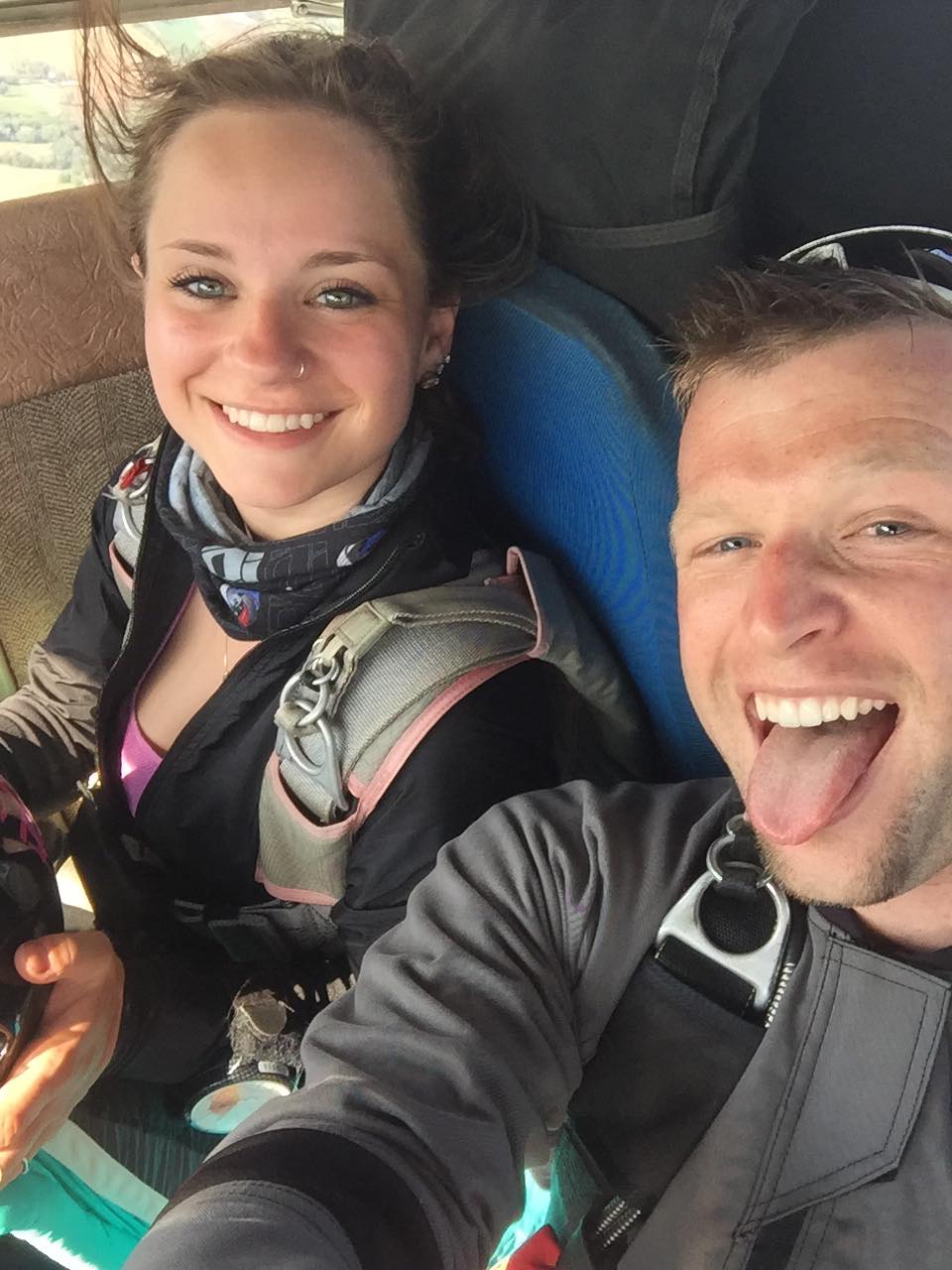 Skydiving couple at Wisconsin Skydiving Center near Chicago